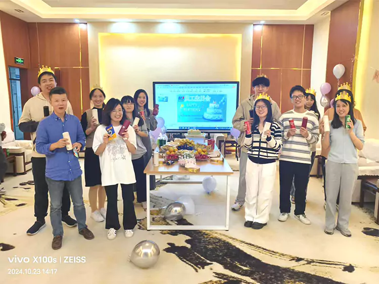 金秋十月 共慶生辰 - 匯玨集團(tuán)和秋天有個(gè)約“會(huì)”