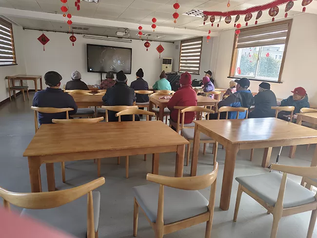 匯玨科技集團愛心援助鄔橋敬老院，用關懷點亮老人生活